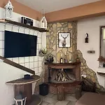 ヴィラ Casa De Crescenzo Con Piscina Bellona