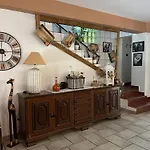 Casa De Crescenzo Con Piscina Bellona