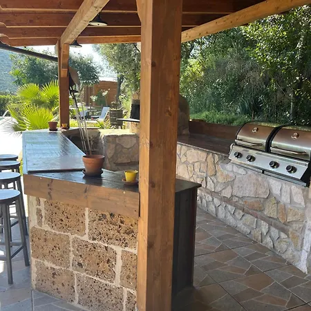 Vila Casa De Crescenzo Con Piscina Bellona