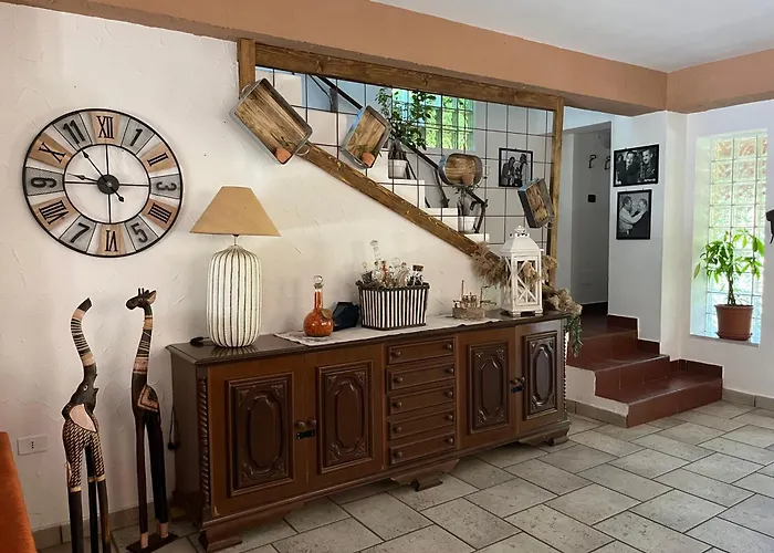 Casa De Crescenzo Con Piscina Bellona